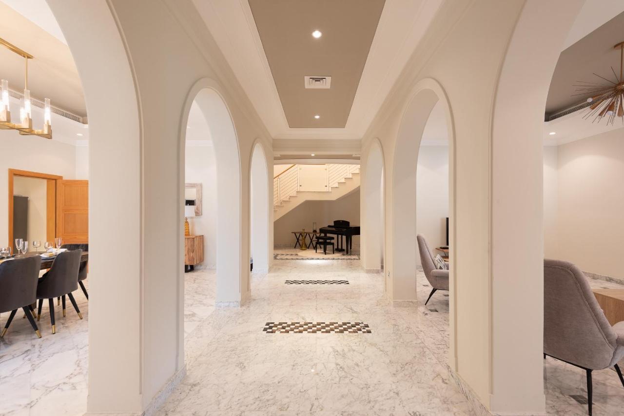 Maison Privee - Prvt Pool & Beach! In Luxury Palm Jumeirah Villa Дубай Екстериор снимка