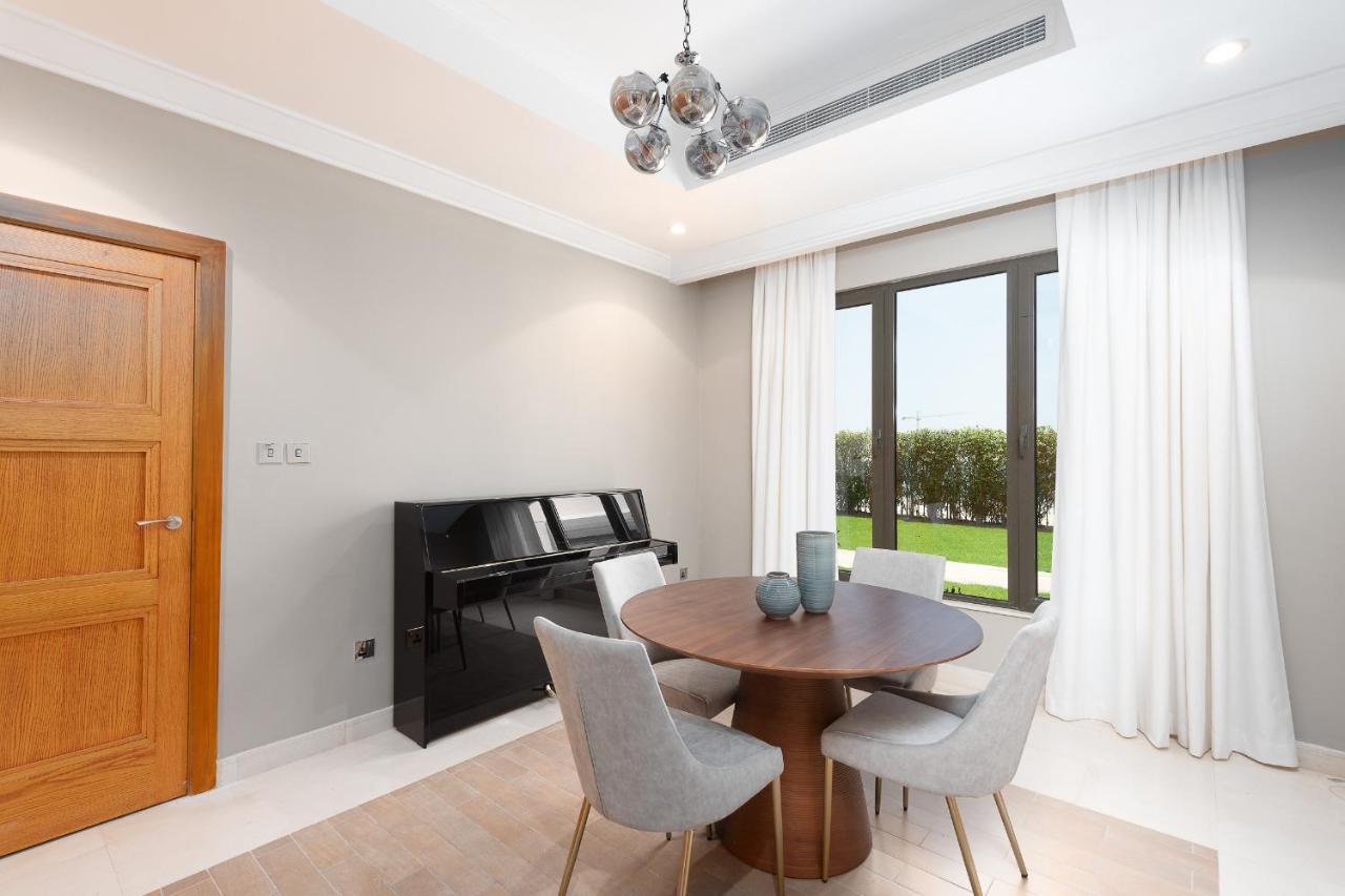 Maison Privee - Prvt Pool & Beach! In Luxury Palm Jumeirah Villa Дубай Екстериор снимка