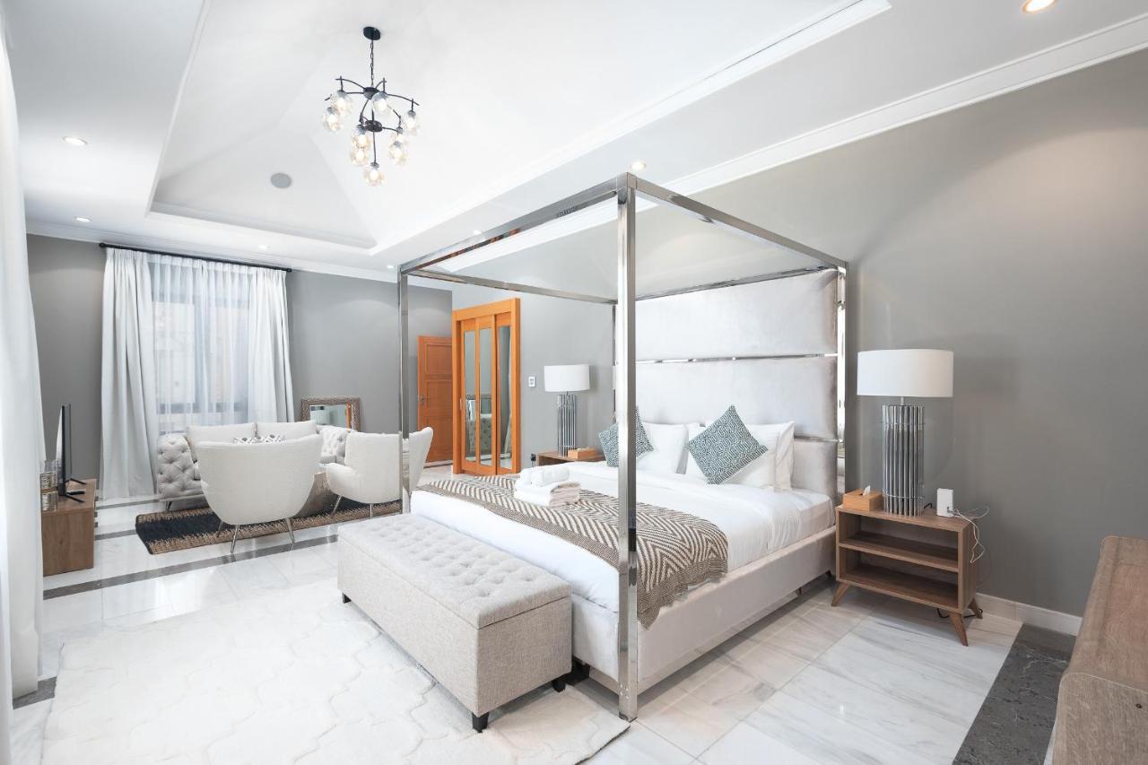 Maison Privee - Prvt Pool & Beach! In Luxury Palm Jumeirah Villa Дубай Екстериор снимка