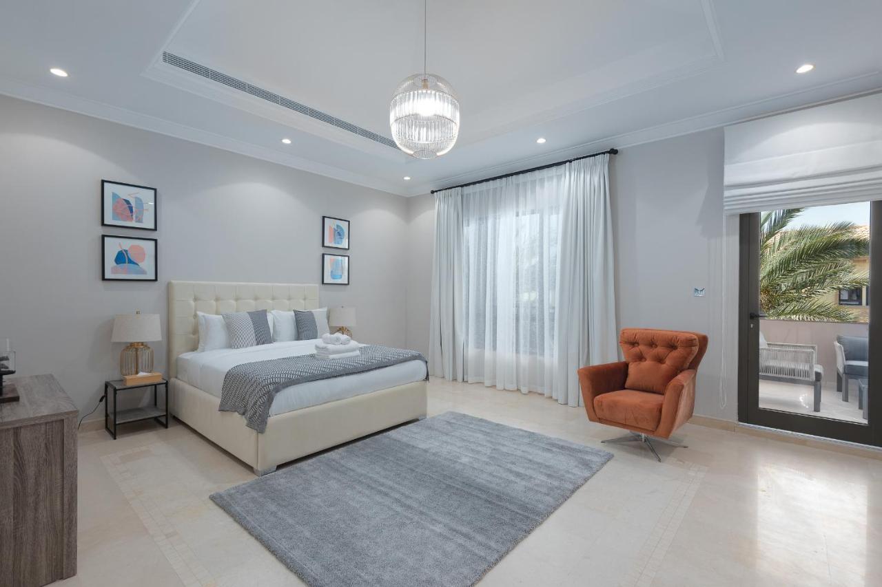 Maison Privee - Prvt Pool & Beach! In Luxury Palm Jumeirah Villa Дубай Екстериор снимка